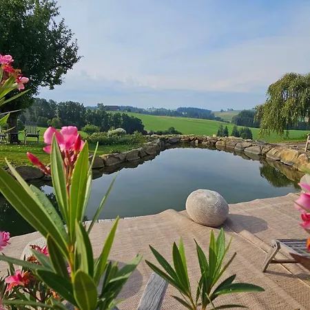 Peaceful Double In Austrian Farm Vakantieboerderij Iglbach